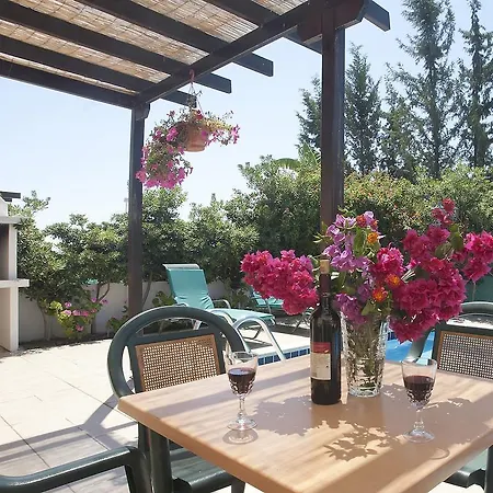Holiday Reginas Exclusive Villa.1 * Voroklini